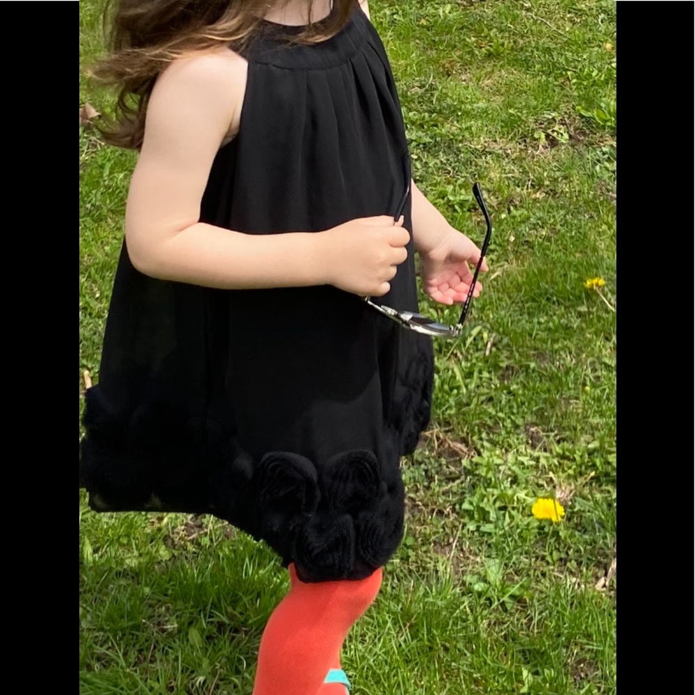Very cute dress in excellent condition